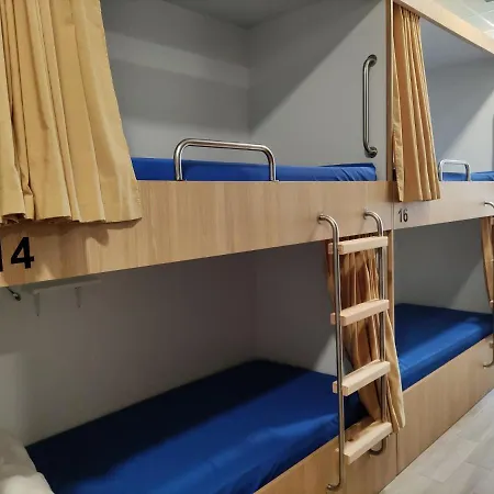 Hostel & Murgadan