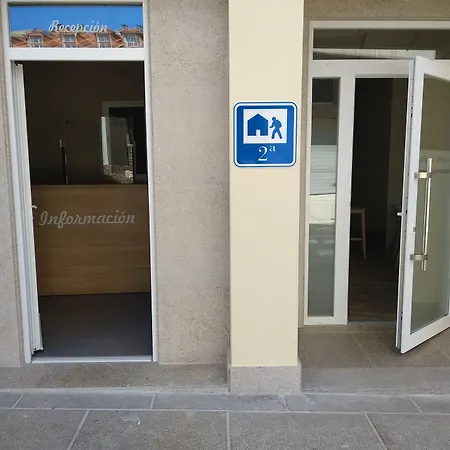 Albergue&rooms Murgadán Ostello *