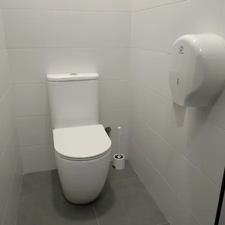 Hostel & Murgadan