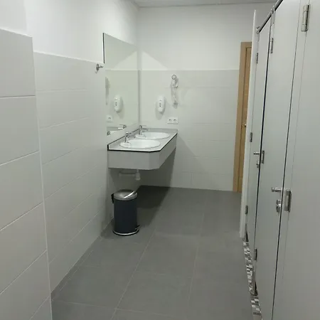 Albergue&rooms Murgadán Ostello *