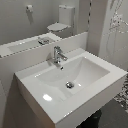 Albergue&rooms Murgadán *